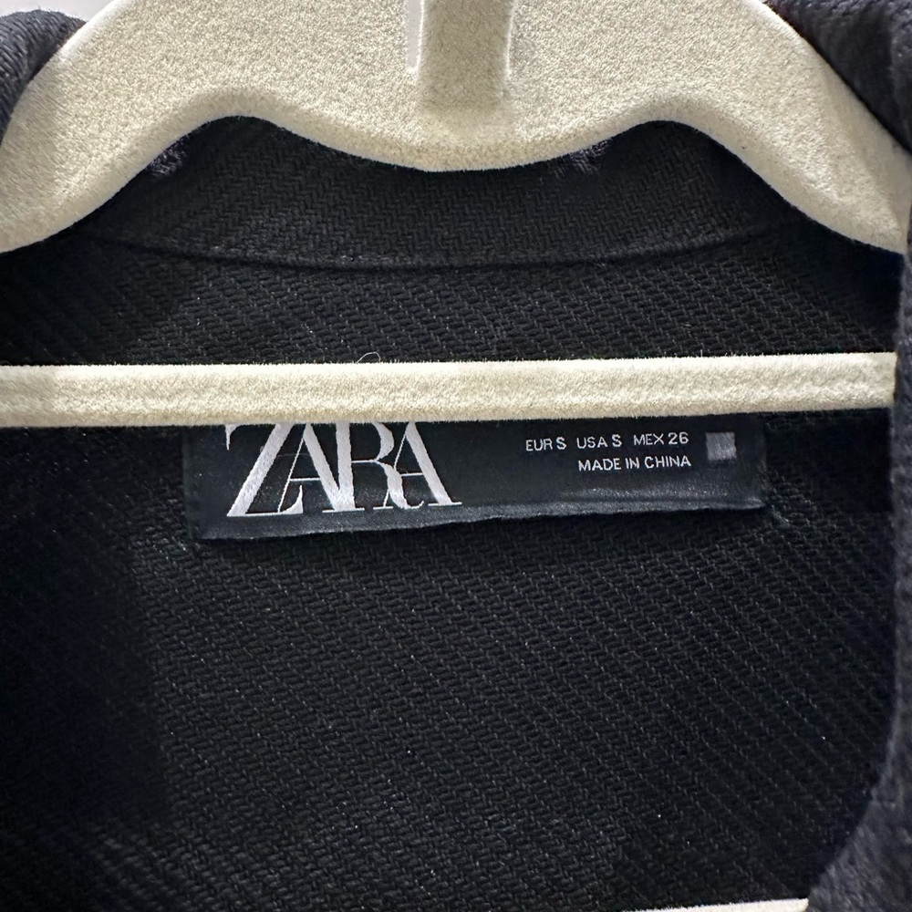 Zara Jacket - Picture 2 of 2